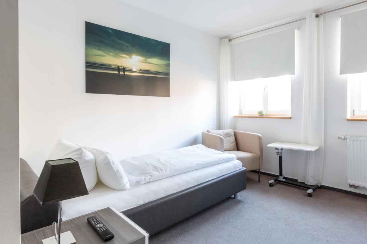 Hotel Und Restaurant Zeus Wolfsburg Eksteriør bilde