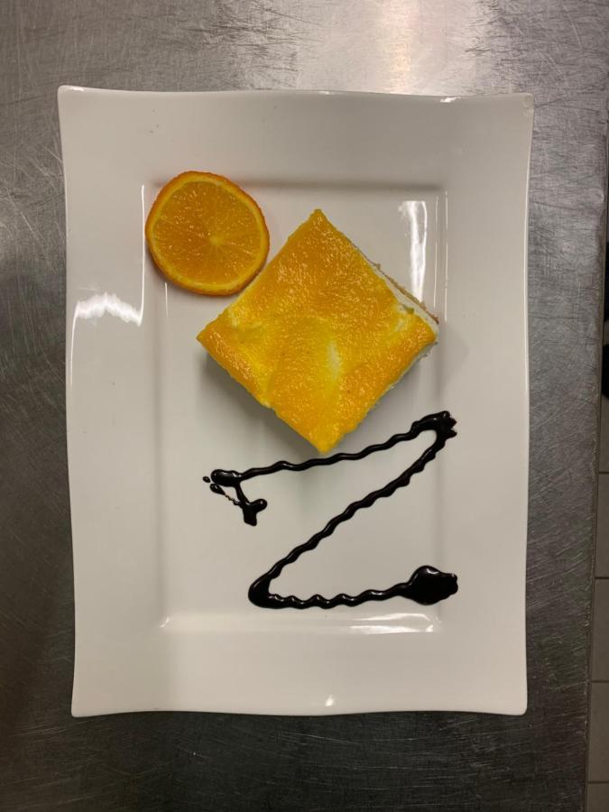 Hotel Und Restaurant Zeus Wolfsburg Eksteriør bilde