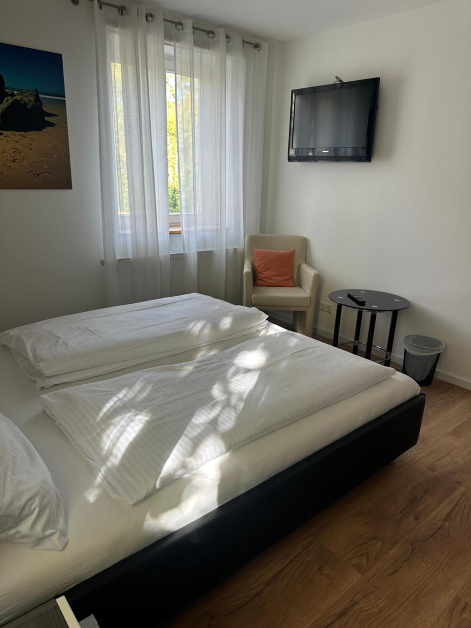 Hotel Und Restaurant Zeus Wolfsburg Eksteriør bilde